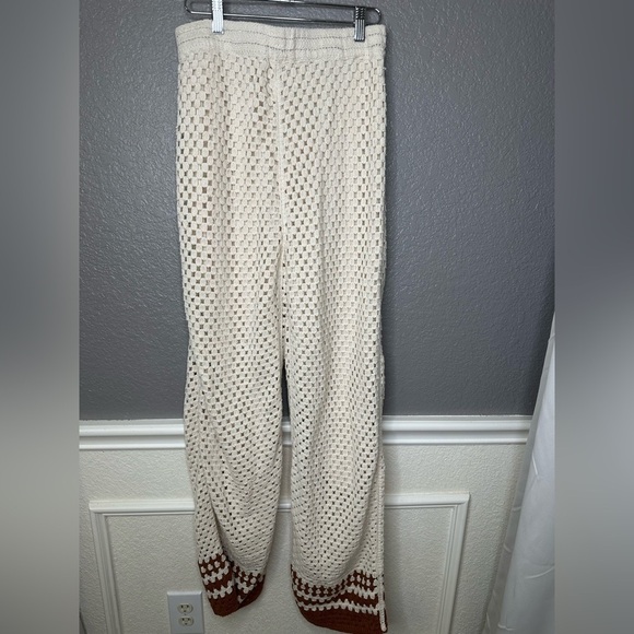 Ultra Pink Lined Cream Crocheted Wide Legged Pants size small - Picture 5 of 8
